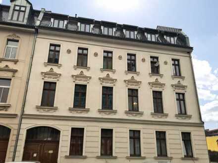 Vollständig renovierte 2-Zimmer-Hochparterre-Wohnung mit EBK in Gohlis-SÜD