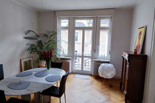 Offenbach Stadtmitte - 4 Zimmer Stilaltbau-Wohnung, zwei Balkone 124m²