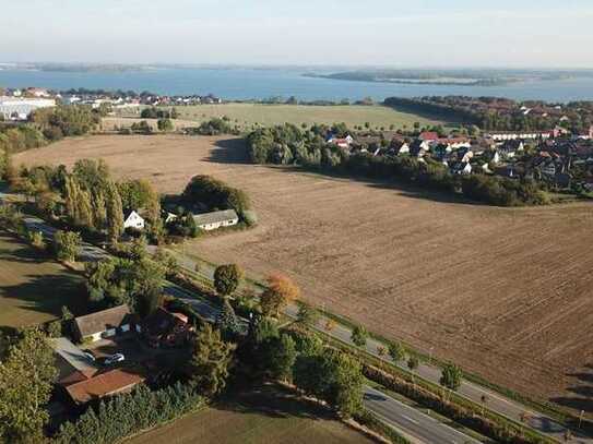 Attraktive Baugrundstücke in Wassernähe