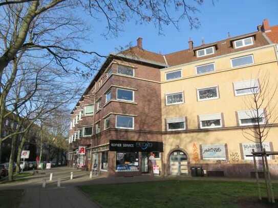 *List-Bothfeld* renovierte 4-Zi.-Altbau-Wohnung