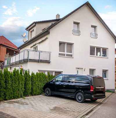 Interessante und helle Dachgeschosswohnung zentral in Lorch-Waldhausen zu verkaufen