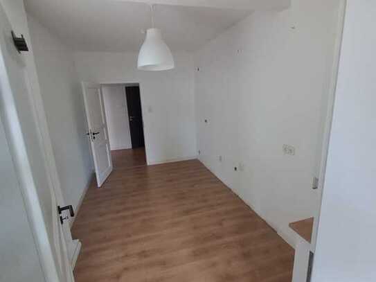 65 qm sanierte 2-Zimmer-Wohnung