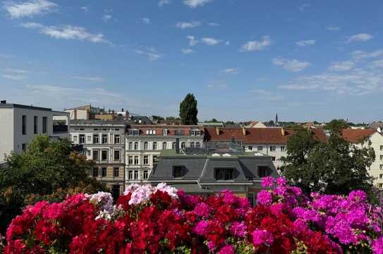 Traumlage - 2 Zimmer - Dachterrasse - neue Einbauküche - Fahrstuhl