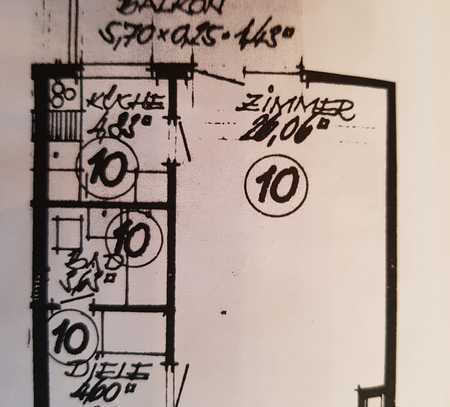 Gepflegte 1-Raum-Hochparterre-Wohnung mit Balkon in Langenfeld