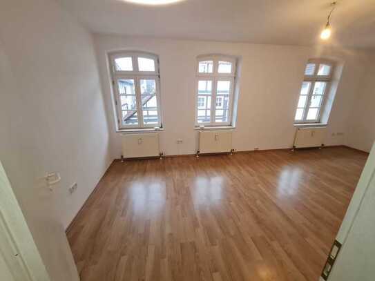 Schöne 3,5-Raum-Wohnung mit Garten&Stellplatz