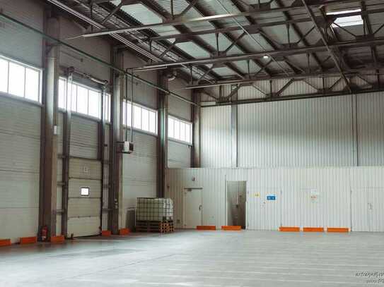 RIDA Commercial - Brühl! Beheizbare Lagerhalle mit 120qm Lagerfläche inkl. Bürofläche