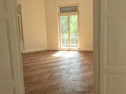 Schöne, sonnige 4-Zimmer-Altbauwohnung, nahe Gutenbergplatz - von Privat