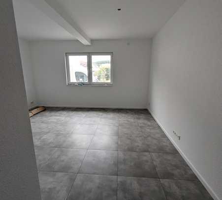 Bad Neuenahr, neu renovierte 3 Zimmer Wohnung ca. 98 m² Wohnfläche