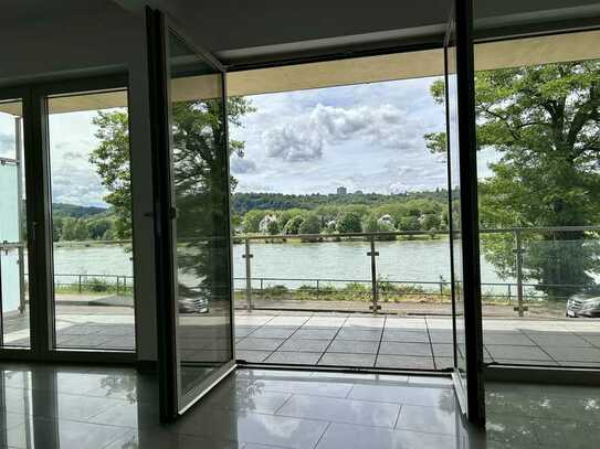 Großräumige, hochwertige Terrassenwohnung mit Rheinblick, barrierefreie, rollstuhlgerechte,