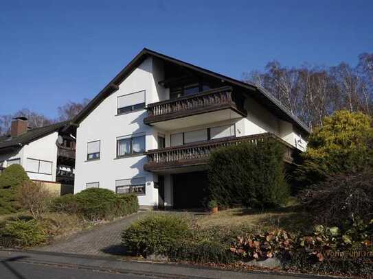 Großes, schönes Einfamilienhaus in ruhiger Ortsrandlage mit Fernsicht