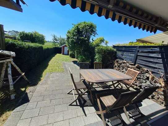 Perfekt für eine Familie - Reiheneckhaus mit schönem Garten, Einbauküche und Garage in Dormagen-Gohr