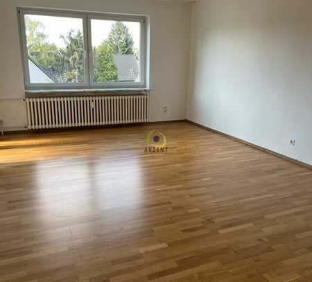 Sonnige, gut geschnittene 2-Zimmer-Wohnung mit Stellplatz und Balkon