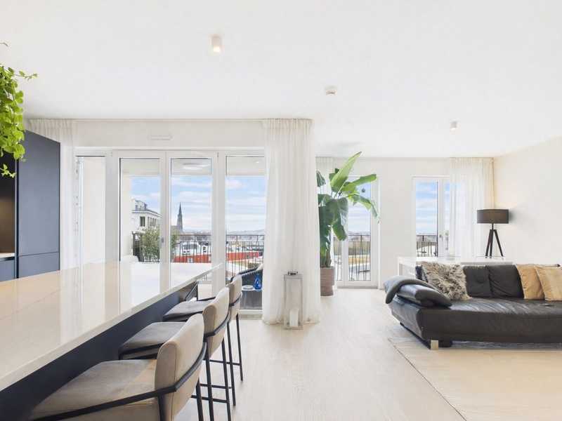 „Wohnen am Nockherberg“ Neuwertige 3-Zimmer-Wohnung mit hochwertiger Ausstattung und Weitblick