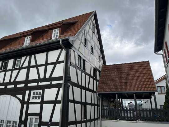 Vermietete 2-Zimmer Wohnung im Denkmalschutzhaus