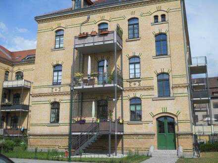 Fleißnerstr. eine 3 Raum Wohnung mit Terrasse, EBK inkl. TG Platz Eigennutzung ab 01.07.2024