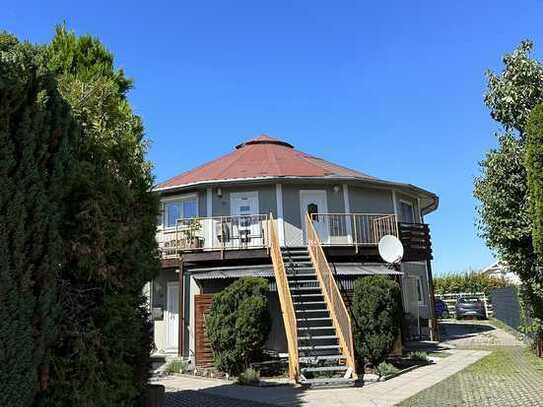 Traumhafte Wohnung mit Wintergarten, moderner Küche & unverbaubarem Fernblick!