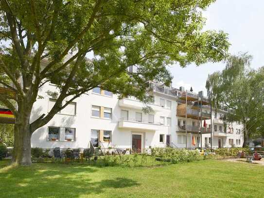 Helle 2 ZKB Wohnung mit Balkon ab sofort