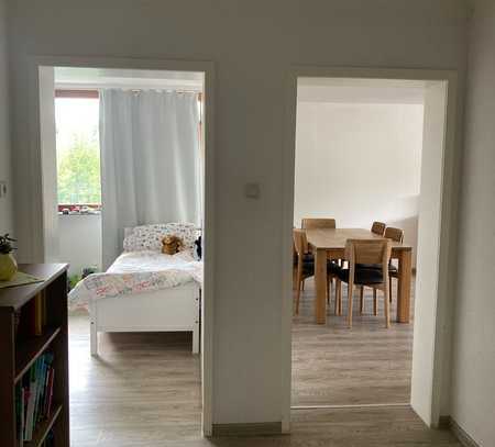 4-Zimmer-Wohnung mit EBK, 2 Balkone in Heidelberg-Neuenheim