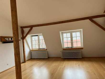 Ansprechende und vollständig renovierte 3-Zimmer-Wohnung in Bielefeld