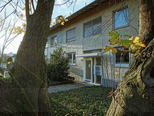 2-Raum-Souterrain-Wohnung mit kleiner Terasse in Bonn