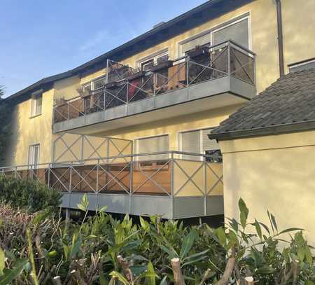 Moderne Etagenwohnung mit Einbauküche und große Balkon