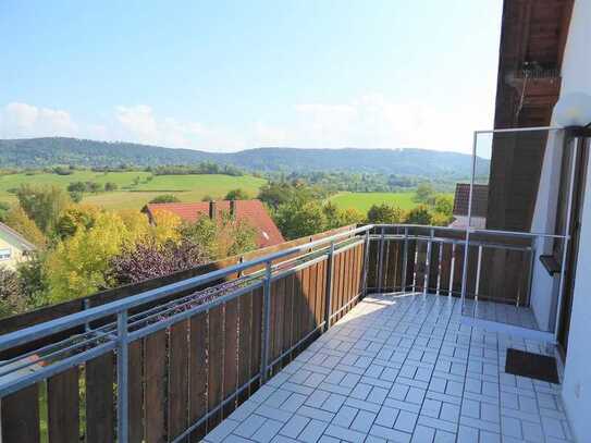 Besondere 3-Zi-DG-Maisonette-Wohnung mit grandioser Aussicht in Rottenburg