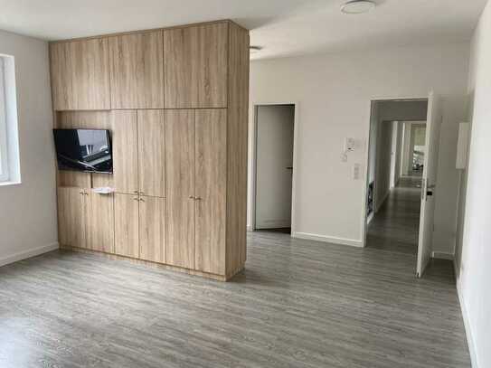 37 m² Büro mit Bad u. Küche in Berlin Neukölln zu mieten