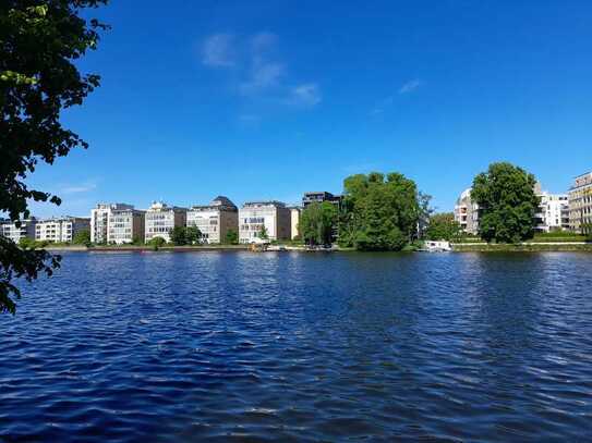 Wohnung an der Spree