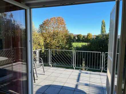 Idyllische 3,5-Zimmer-Wohnung mit EBK und Balkon in Bensheim (Schwanheim)
