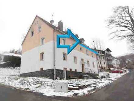 ZWANGSVERSTEIGERUNG: Vermietete Dachgeschoss-Wohnung in Dietzhölztal