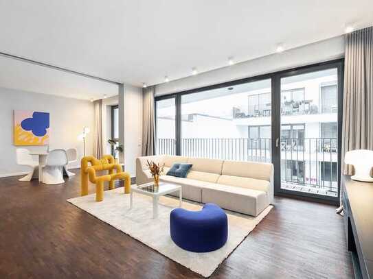 Chausseestraße, Mitte: 4-Zimmer-Wohnung mit Balkon, 2 TG-Stellplätzen, Design-Ausstattung, Concierge