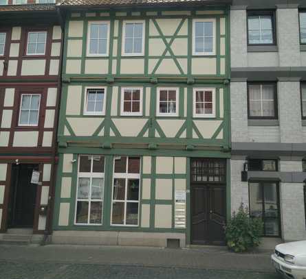 Ruhig gelegene Wohnung in einem gepflegten Fachwerkhaus in zentraler Lage