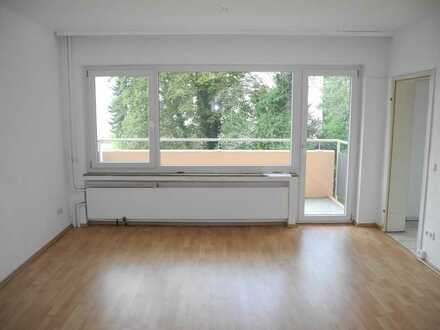 Helle 2-Zimmer-Wohnung mit Balkon und Küche in Heppenheim