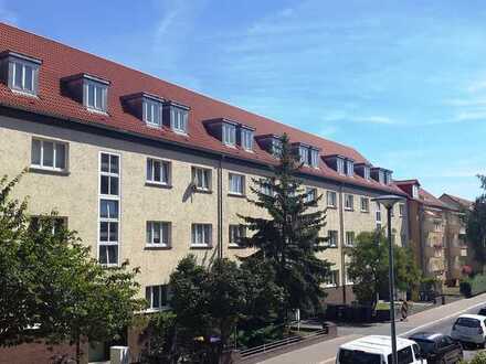 *INDIVIDUELLes & HELLes Dachgeschoss direkt an der FH_WG-geeignet