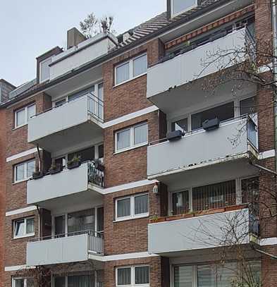 Dachgeschosswohnung in Düsseldorf Rath zu verkaufen