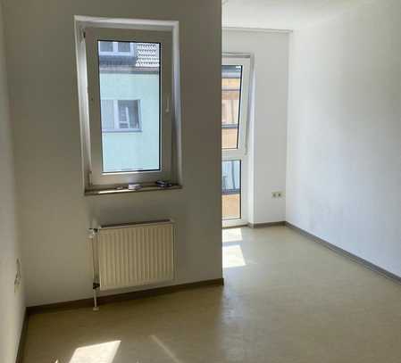 Ansprechende, vollständig renovierte 1-Zimmer-Wohnung in Duisburg