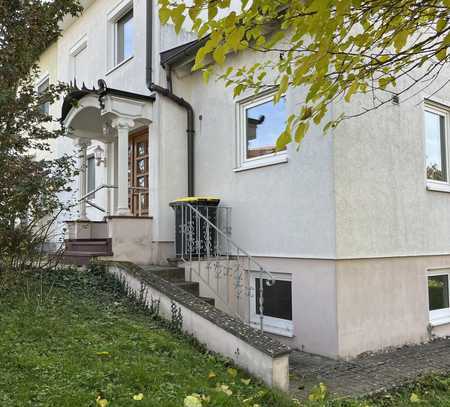 Individuelles Reihenendhaus mit Garage und Carport!