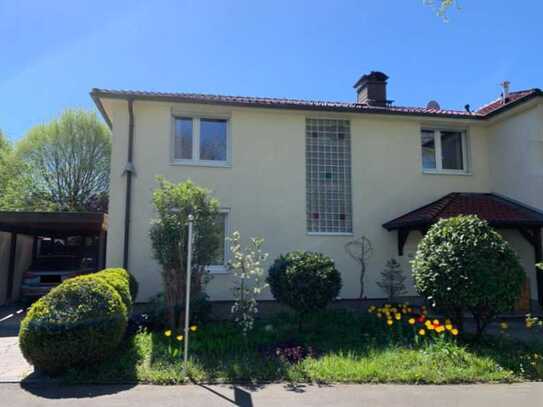 Charmantes Reihenendhaus mit Kaminofen und besonderem Garten in ruhiger Wohnlage - Kassel-Wehlheiden