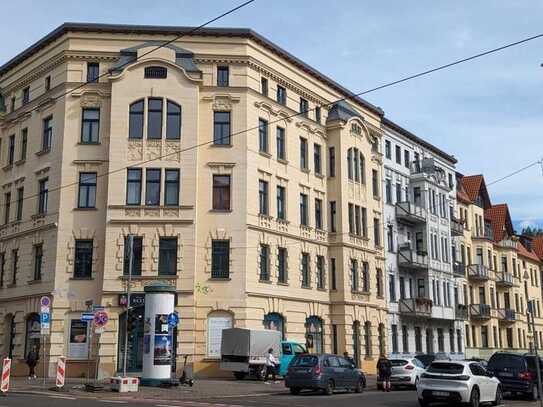 Nette 2-Raum-Wohnung mit EBK und Balkon zwischen Hasselbachplatz und Uniklinik!