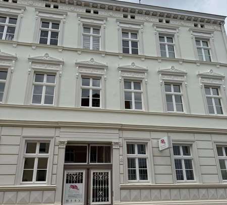 Renovierte 3-Zimmer-Altbauwohnung mit Balkon und Stellplatz in der Fleischervorstadt