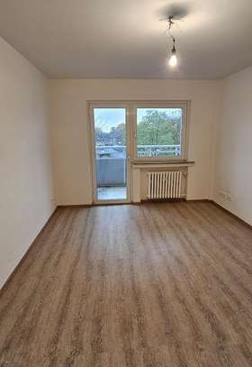 Erste eigene Wohnung in der Friesenstraße..