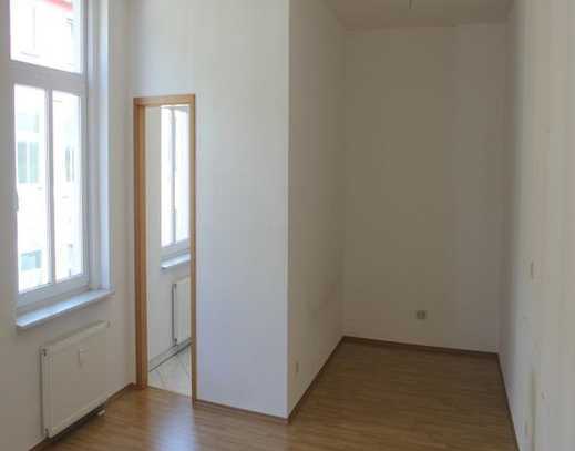 Bezugsfreie 2 Zimmer Wohnung in Plauen