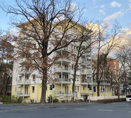 von Privat! Schöne 2-Zimmer-Wohnung mit Balkon