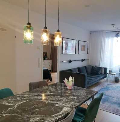 Freundliche und gepflegte 1,5-Raum-Wohnung mit Balkon und EBK in Zeitz
