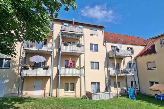 Vermietete Dreiraumwohnung in Bannewitz mit Balkon und Stellplatz