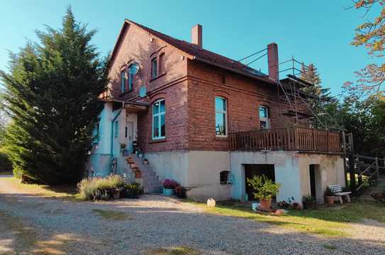 EIN-/ZWEIFAMILIENHAUS auf 6.002 m² großem Grundstück in 39397 Schwanebeck OT NIENHAGEN