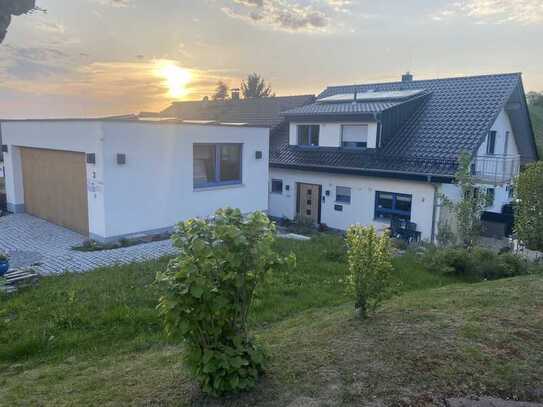 Großzügiges Traumhaus mit Fernsicht