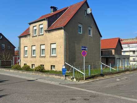 Gemütliches 1-Familienhaus mit großem Grundstück, 2 Garagen und Nebengebäude in Eilsleben