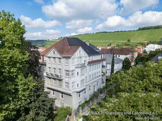 San.-bedürftige Jugendstil Wohnung im Herzen der Stadt