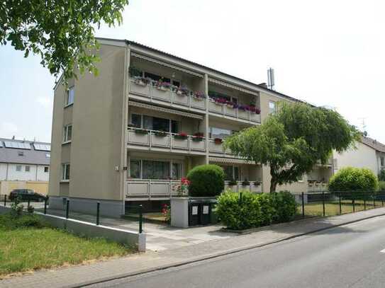 Großzügige 2,5 -Zimmer-Wohnung mit Balkon in Frankfurt am Main